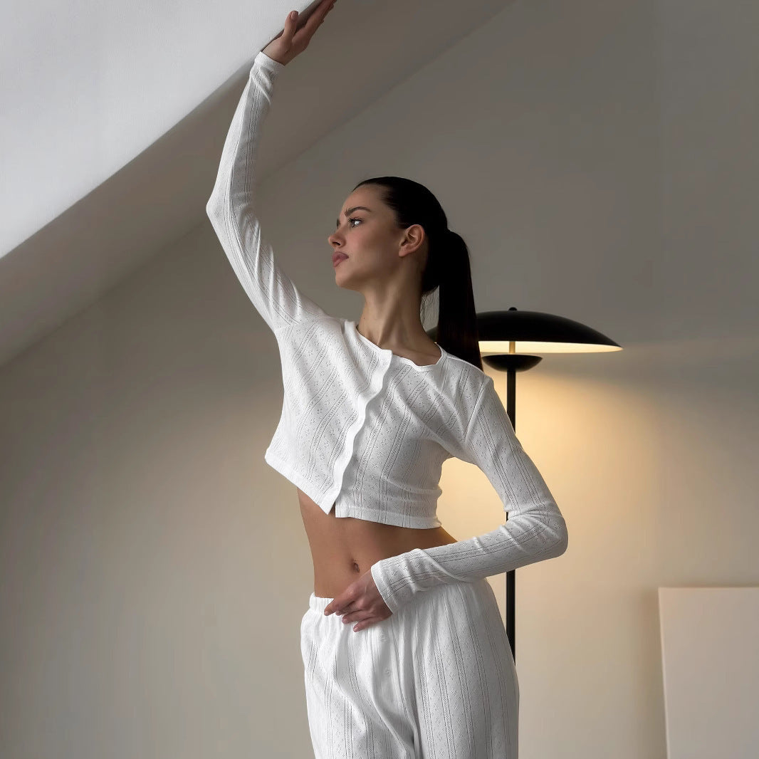 Kvinnor elegant lounge set med fina ränder och bred skärning Mirla-Eva Jonsson
