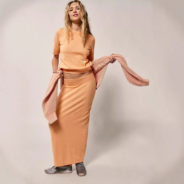 Kvinnor elegant midi klänning set med höghalsad topp och elastisk midja Mirla-Eva Jonsson