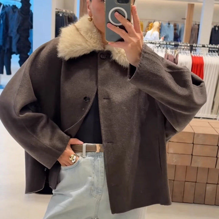 Kvinnor elegant oversized jacka med Sherpa-krage Mirla-Eva Jonsson