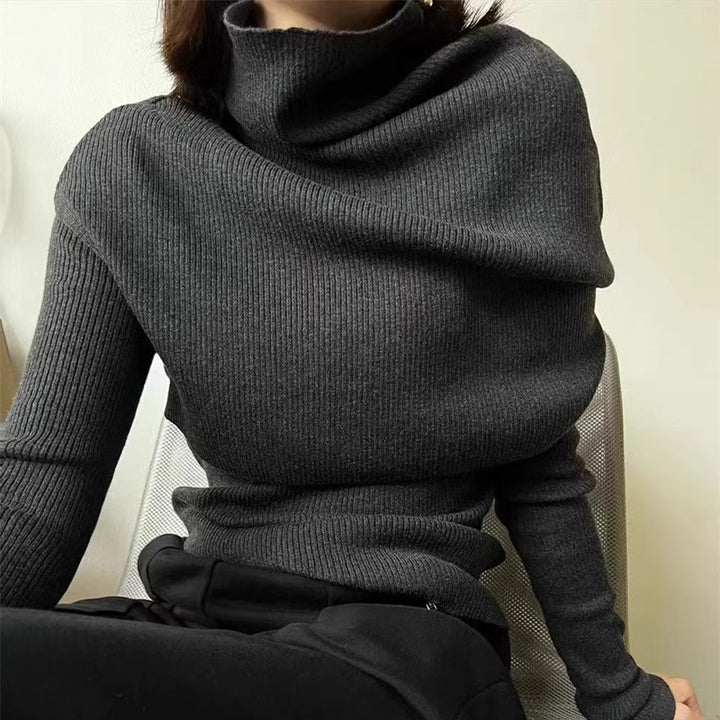 Kvinnor elegant polokrage tröja med asymmetrisk skärning Mirla-Eva Jonsson
