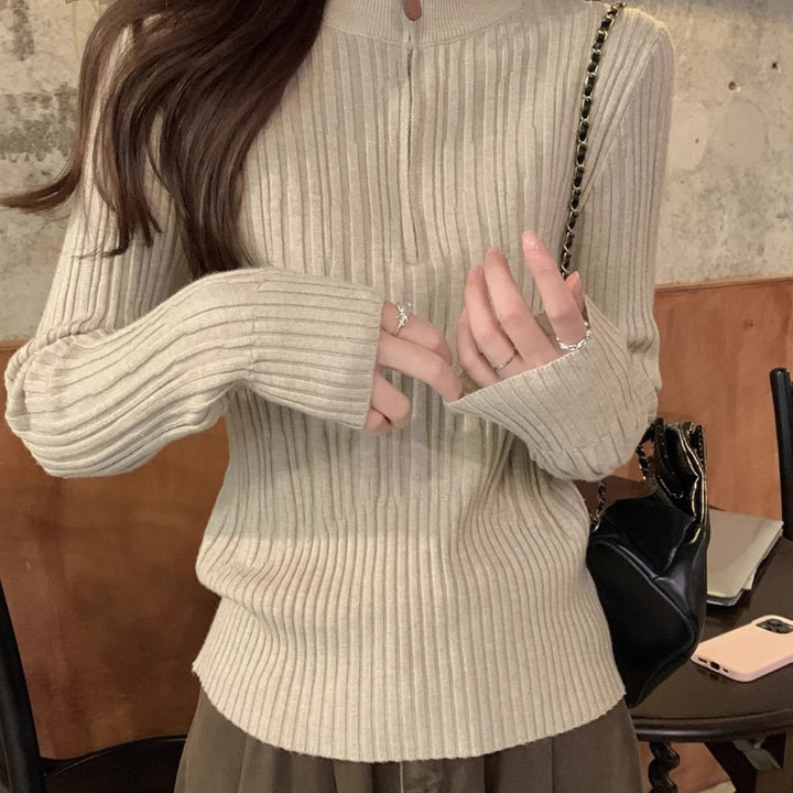 Kvinnor elegant skuren sweatshirt med ståkrage Mirla-Eva Jonsson