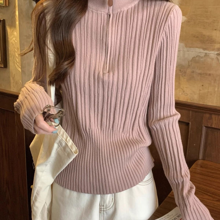 Kvinnor elegant skuren sweatshirt med ståkrage Mirla-Eva Jonsson