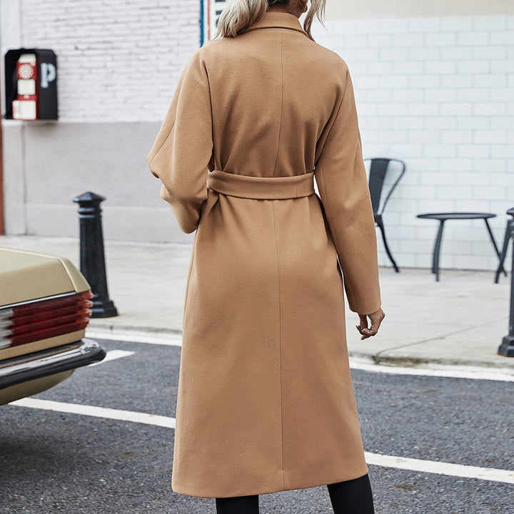 Kvinnor elegant trenchcoat med figursydd bälte och stora fickor Eva Jonsson-Eva Jonsson