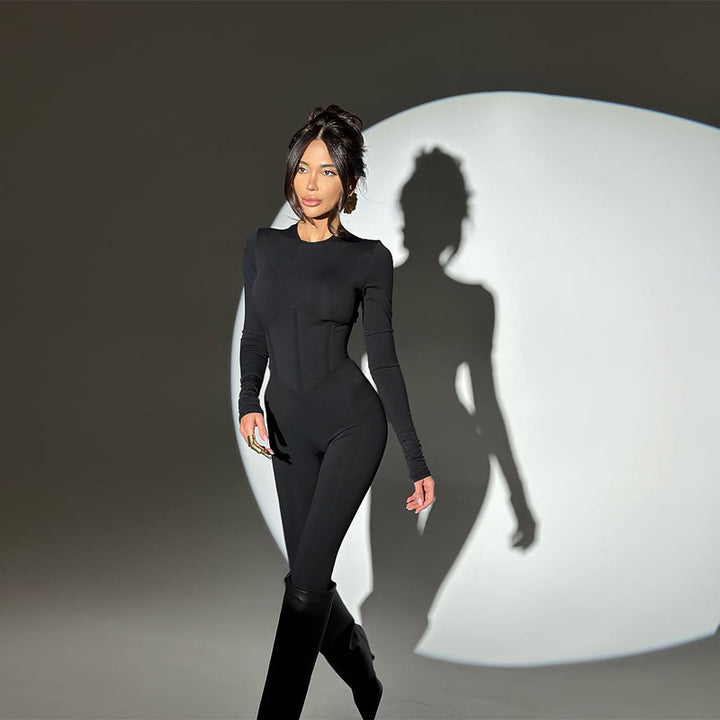 Kvinnor figursydda jumpsuit med lång ärm och elegant siluett Mirla-Eva Jonsson