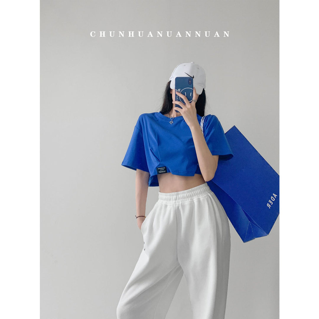 Kvinnor kort crop-top med avslappnad passform och elastisk nederkant Mirla-Eva Jonsson