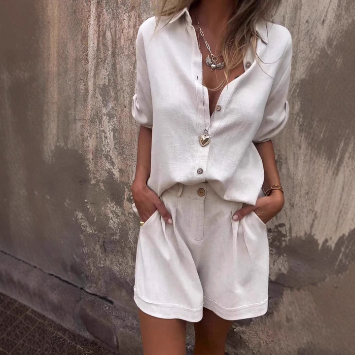 Kvinnor kort overall med elegant skjortkrage och midjebälte Mirla-Eva Jonsson