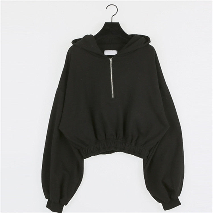 Kvinnor kortad sweatshirt med dragkedja Mirla-Eva Jonsson