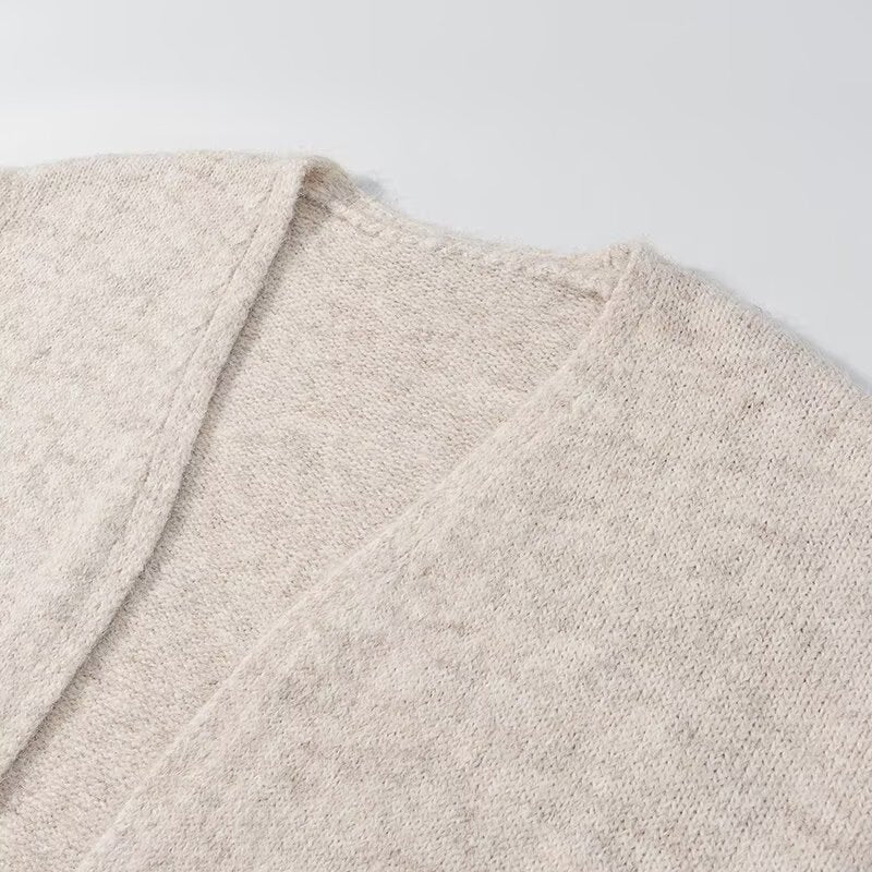Kvinnor mjuk stickad kappa med vid passform och eleganta detaljer Mirla-Eva Jonsson