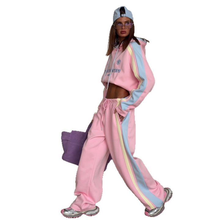 Kvinnor modig Cropped Hoodie med färgglada ränder Mirla-Eva Jonsson