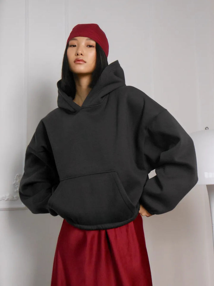 Kvinnor mysig oversized hoodie med elastiska mudd och känguruficka Mirla-Eva Jonsson