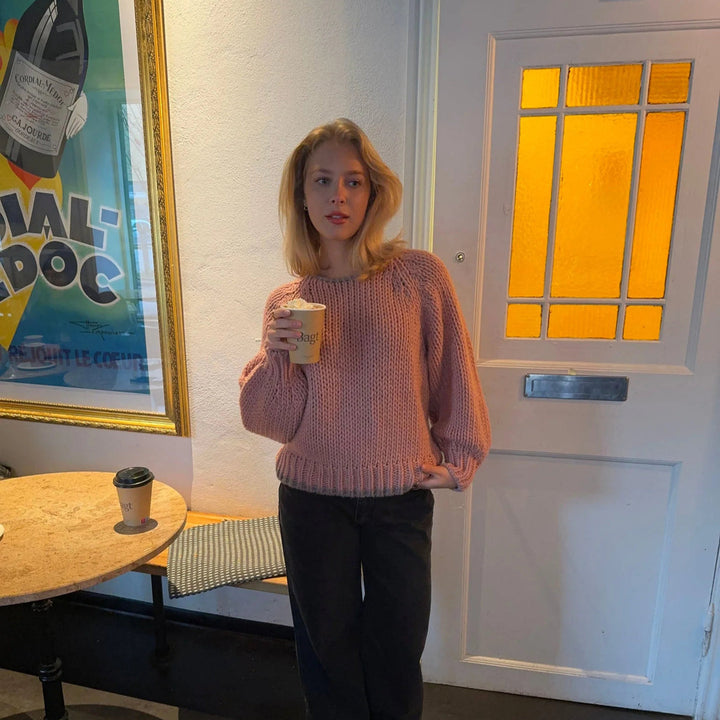 Kvinnor mysig stickad tröja Mirla-Eva Jonsson