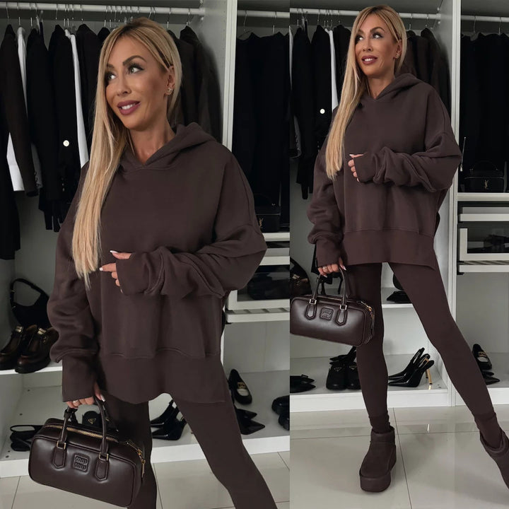 Kvinnor oversized hoodie i modernt leopardmönster Mirla-Eva Jonsson
