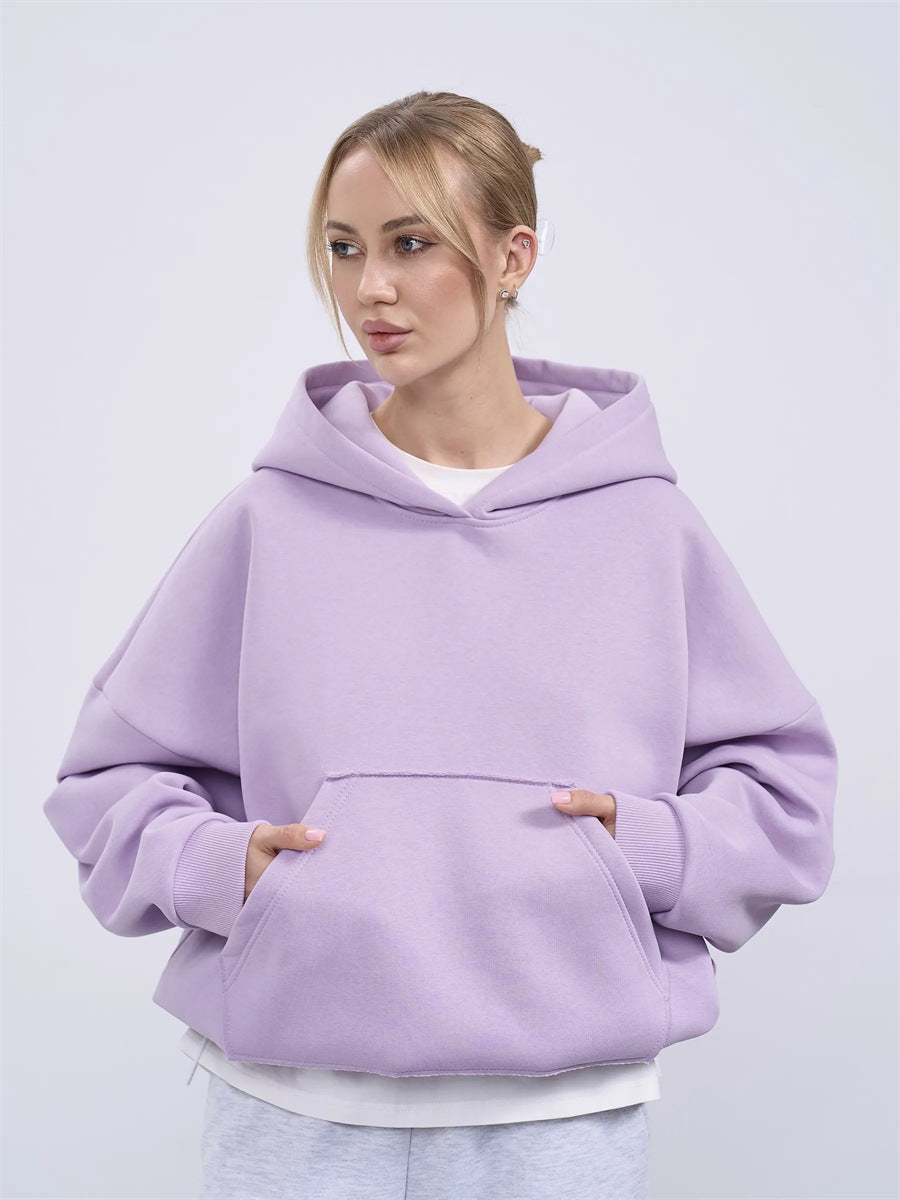 Kvinnor oversized hoodie med avslappnad skärning och praktisk kängurufickan Mirla-Eva Jonsson
