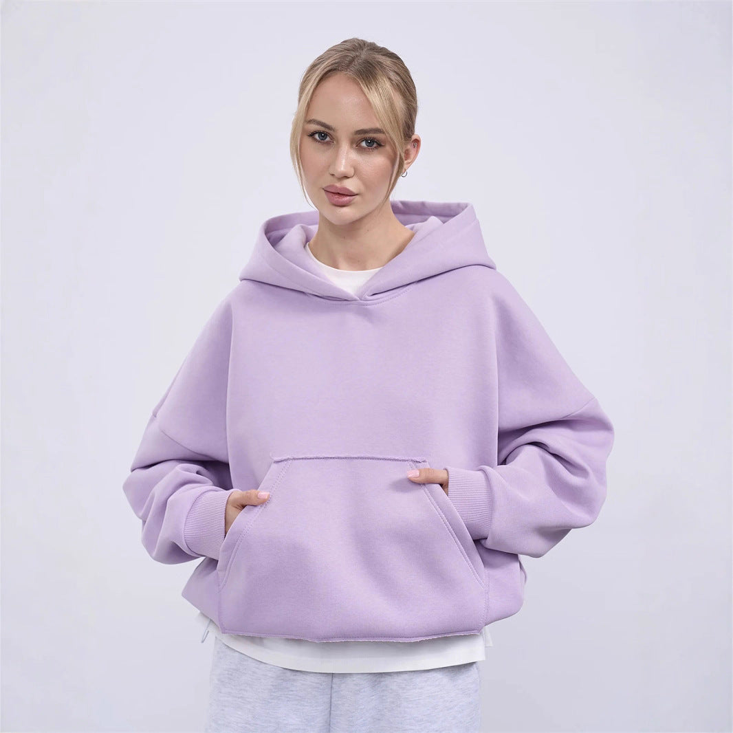 Kvinnor oversized hoodie med avslappnad skärning och praktisk kängurufickan Mirla-Eva Jonsson