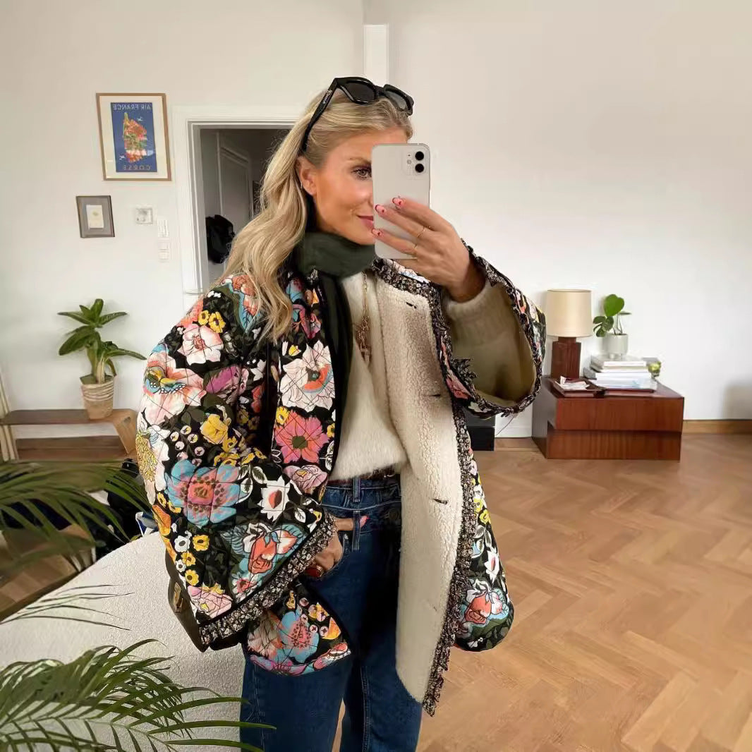 Kvinnor quiltat blommönster jacka Mirla-Eva Jonsson