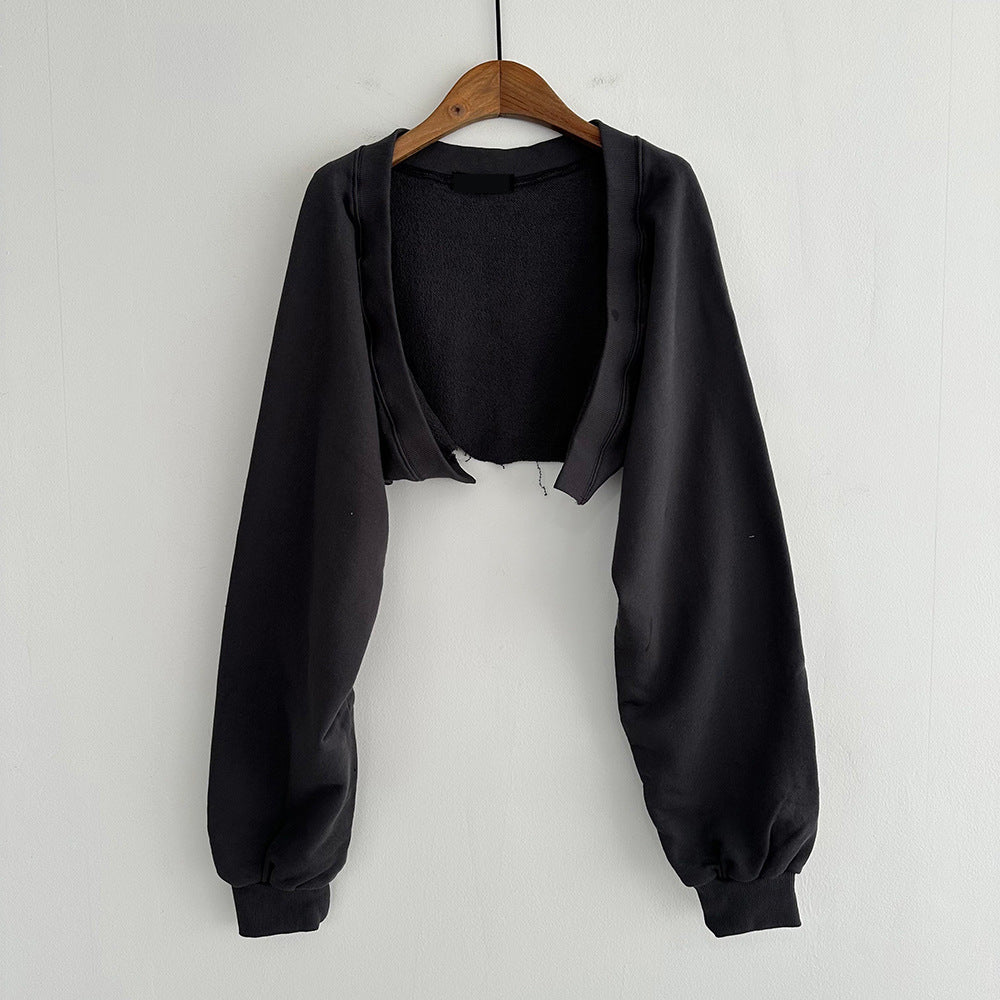 Kvinnor sportig loungewear set med crop top och vida cargo byxor Mirla-Eva Jonsson