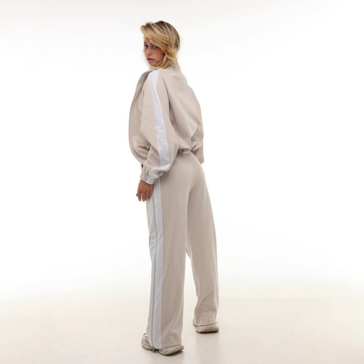 Kvinnor sportig loungewear-set med elegant snitt Mirla-Eva Jonsson
