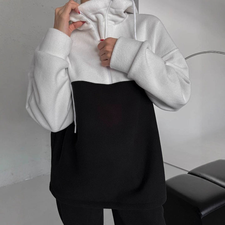 Kvinnor sportig sweatshirt och elastiska joggingsbyxor set Mirla-Eva Jonsson