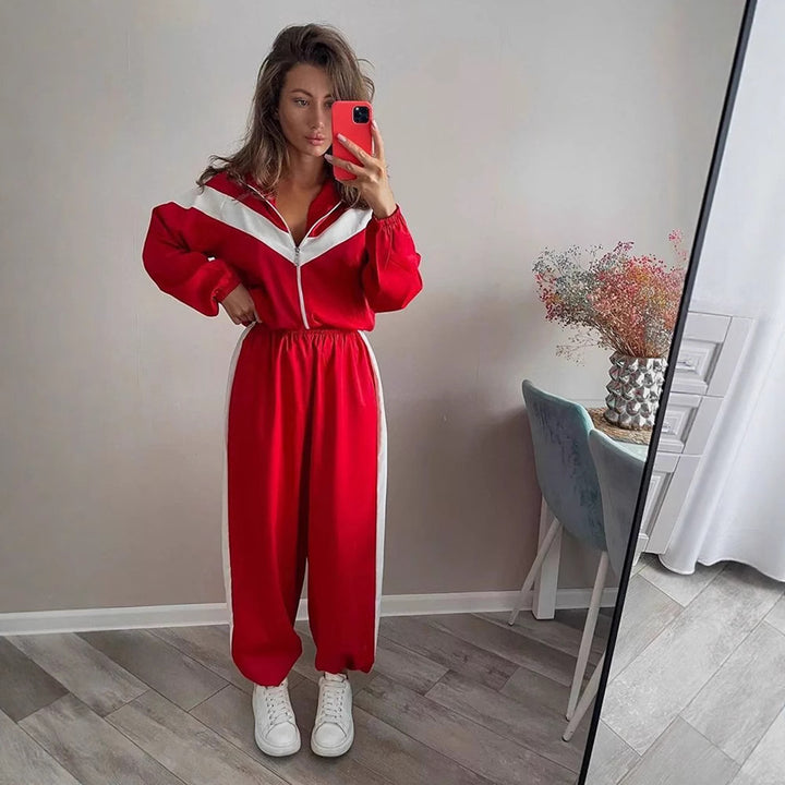 Kvinnor sportig träningsoverall med funktionell dragkedja och elastisk midja Mirla-Eva Jonsson