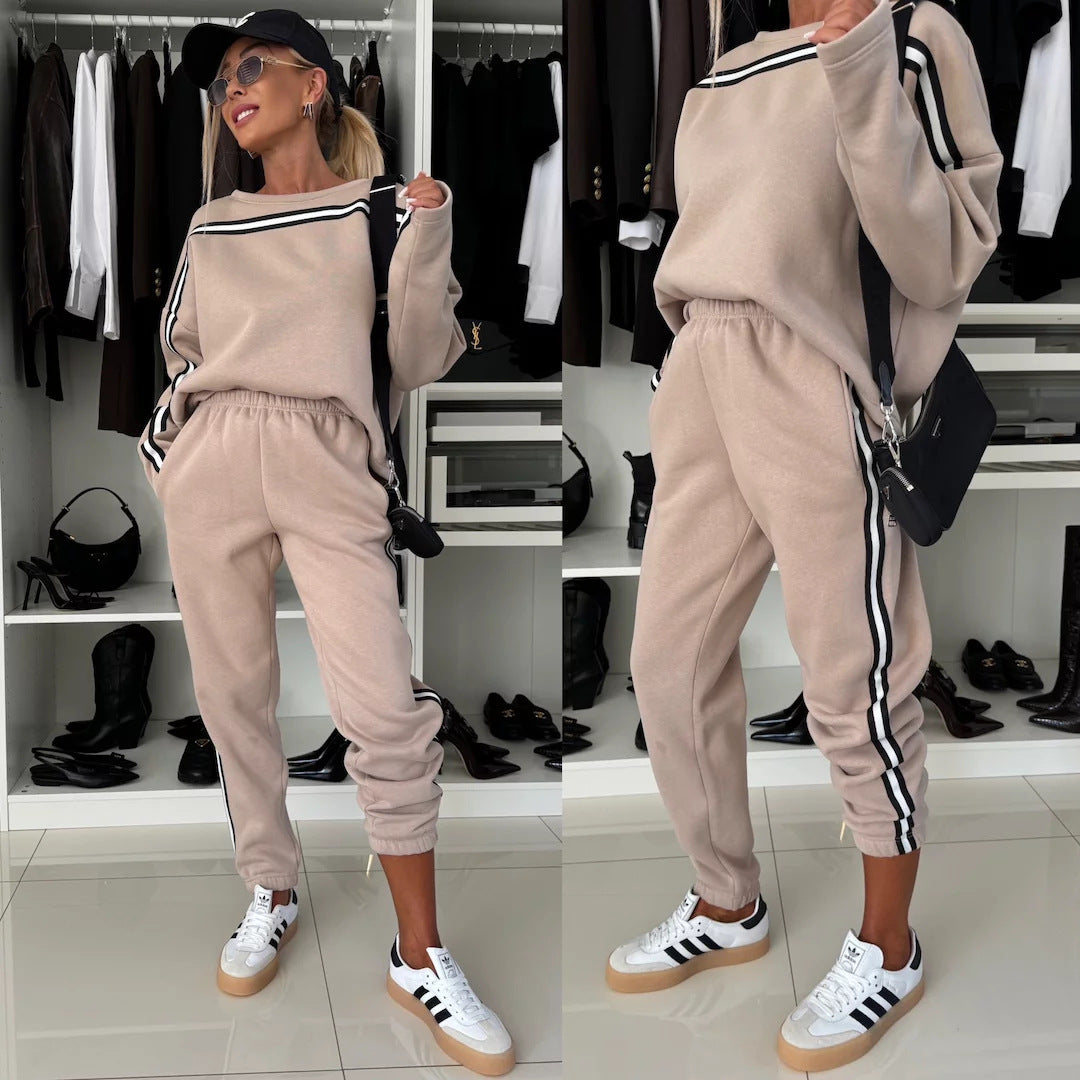 Kvinnor sportigt Relax-outfit Mirla-Eva Jonsson