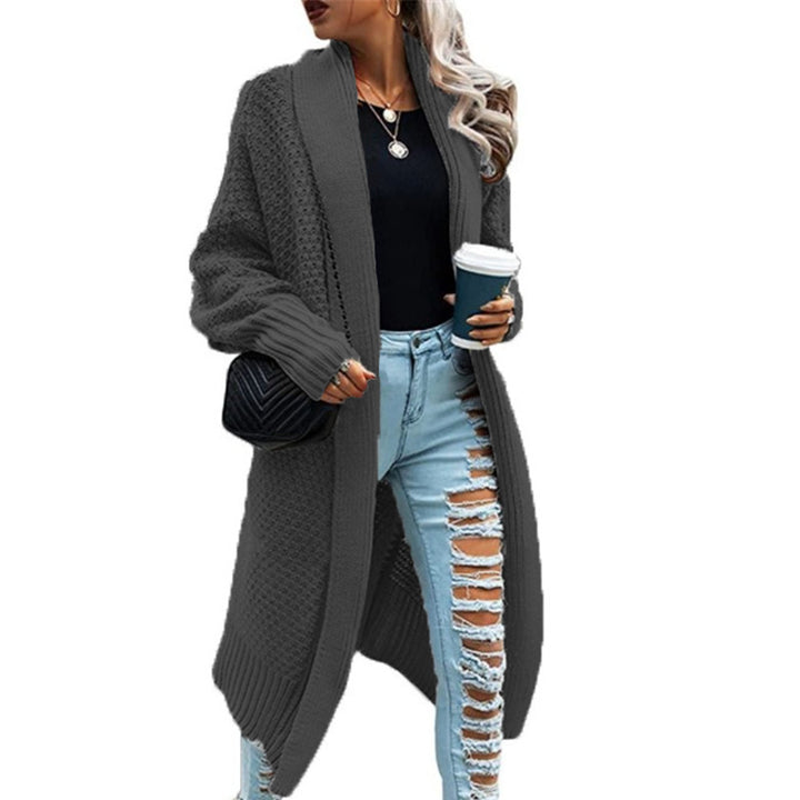Kvinnor stickad kappa i urban stil med öppen skärning och strukturerad textur Eva Jonsson-Eva Jonsson