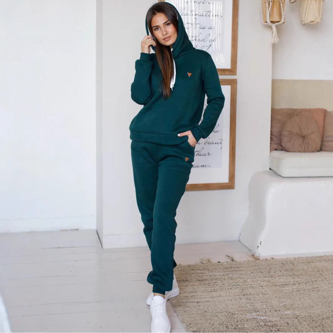 Kvinnors Atletiska Huvtröja och Joggingbyxor Set med Extra Hög Krage Mirla-Eva Jonsson