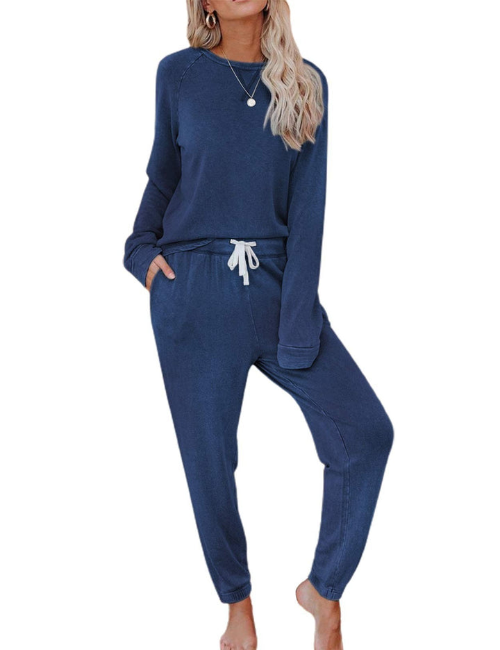 Kvinnors Bekväma Lounge Set med Stilig Oversized Tröja och Avkopplande Byxor Mirla-Eva Jonsson