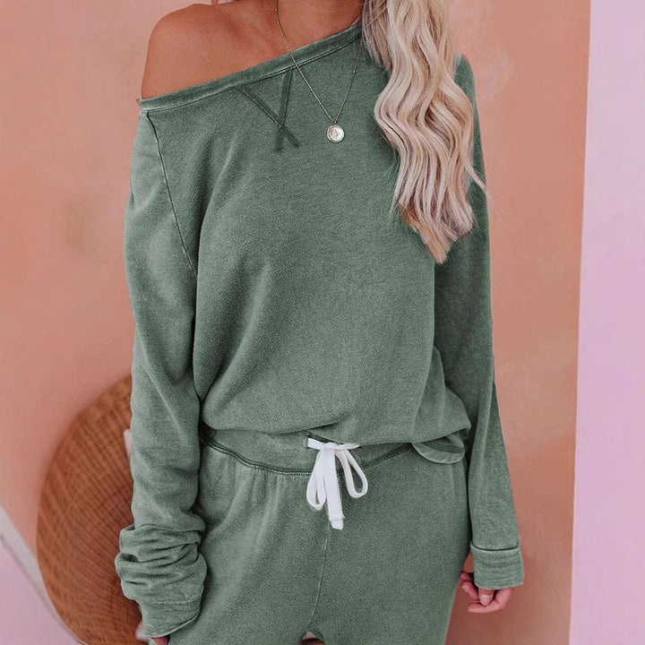 Kvinnors Bekväma Lounge Set med Stilig Oversized Tröja och Avkopplande Byxor Mirla-Eva Jonsson