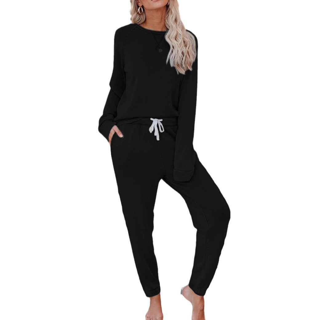 Kvinnors Bekväma Lounge Set med Stilig Oversized Tröja och Avkopplande Byxor Mirla-Eva Jonsson