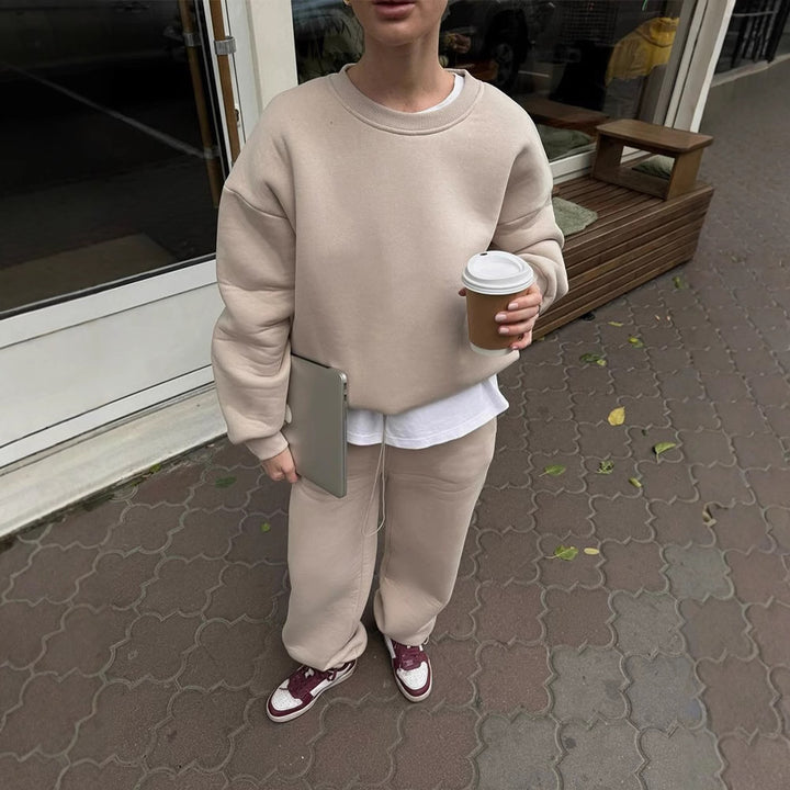 Kvinnors Bekväma Sweatshirt och Lösa Joggingbyxor Set Mirla-Eva Jonsson