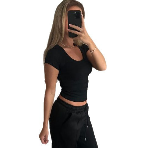 Kvinnors Bekväma Topp med Korta Ärmar och Högkvalitativ Ribbad Textur och Elastisk Nederkant-Eva Jonsson