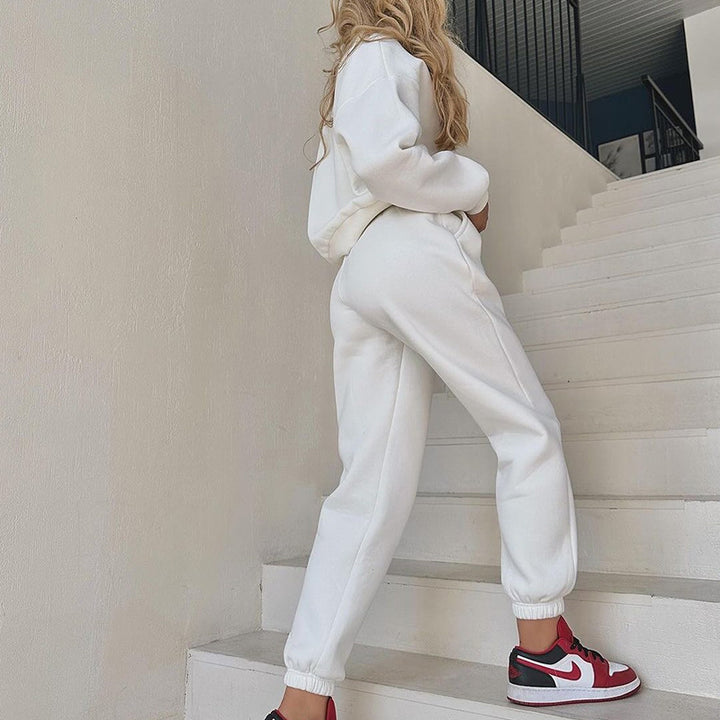 Kvinnors Bekväma Topp och Lätta Joggingbyxor Set Mirla-Eva Jonsson