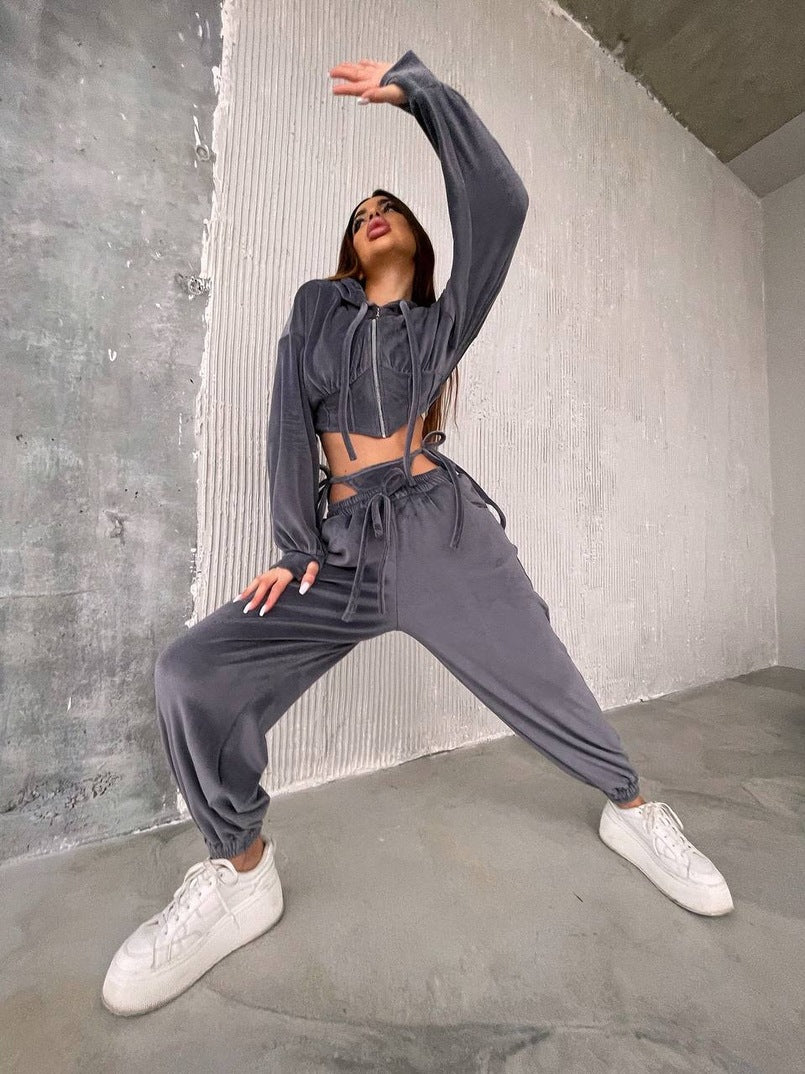 Kvinnors Bekväma Velour Hoodie och Sweatpants Set Mirla-Eva Jonsson