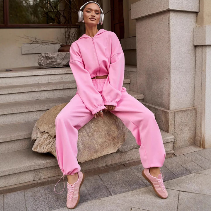 Kvinnors Bekväma och Stiliga Avslappnade Loungewear Träningsdräkt med Huva Mirla-Eva Jonsson
