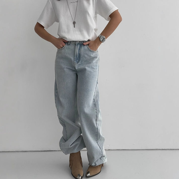 Kvinnors Boyfriend Jeans med trendiga Förstörda Element Mirla-Eva Jonsson