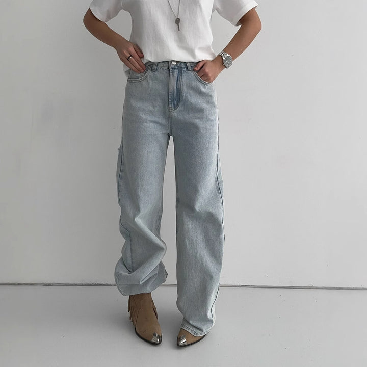 Kvinnors Boyfriend Jeans med trendiga Förstörda Element Mirla-Eva Jonsson