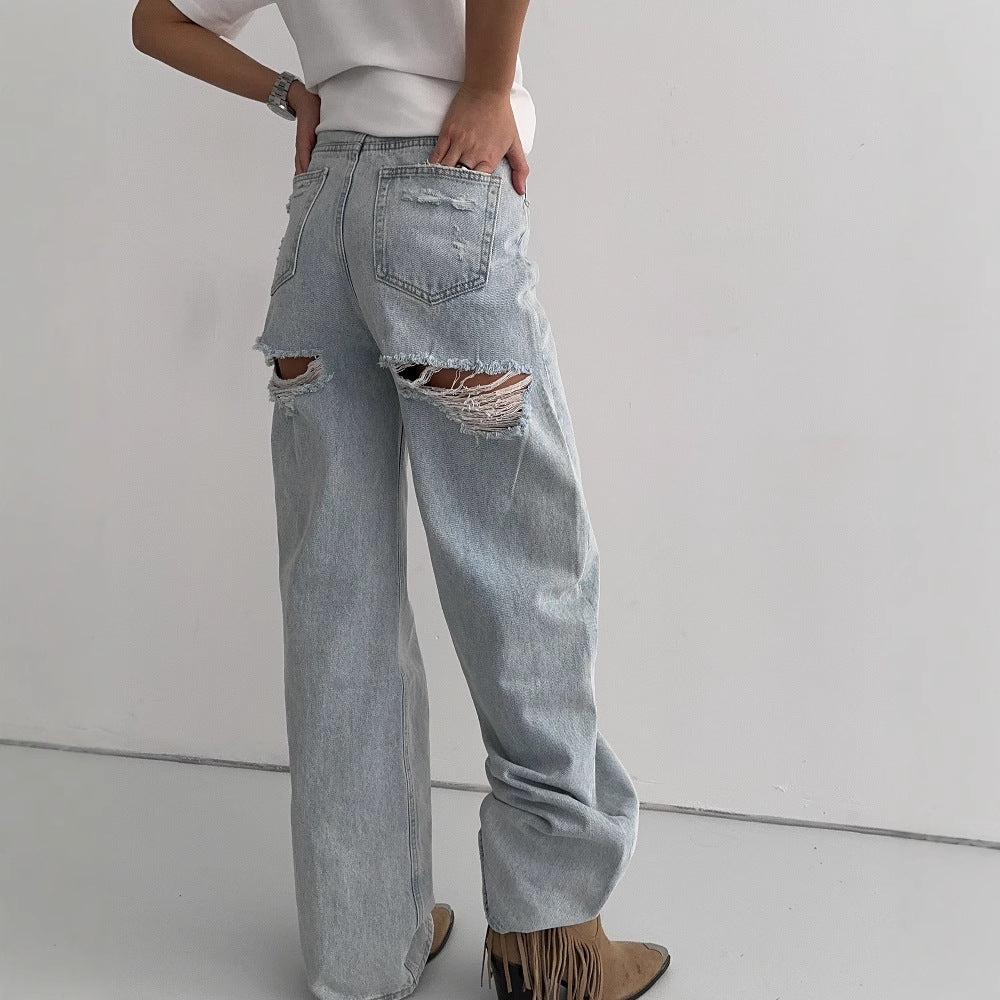 Kvinnors Boyfriend Jeans med trendiga Förstörda Element Mirla-Eva Jonsson