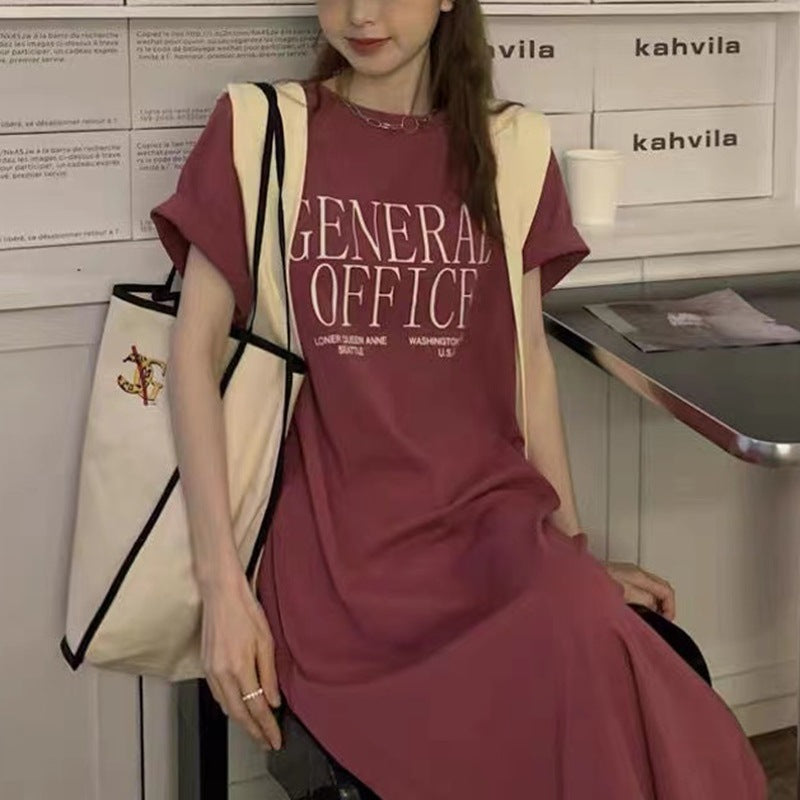Kvinnors Casual T-Shirt Klänning med Kreativ Slogan Mirla-Eva Jonsson
