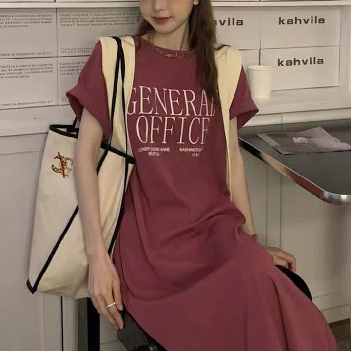 Kvinnors Casual T-Shirt Klänning med Kreativ Slogan Mirla-Eva Jonsson