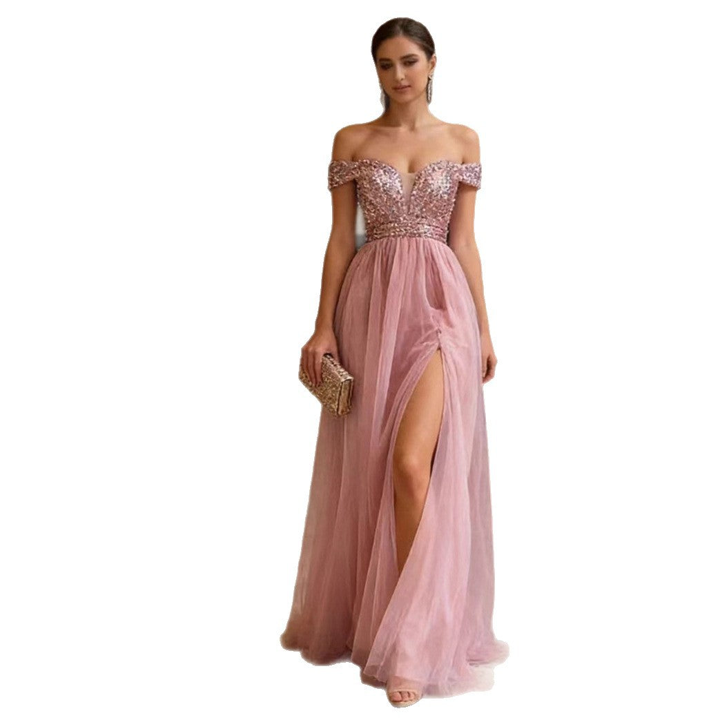 Kvinnors Elegant Aftonklänning med Strapless Design och Gnistrande Applikationer-Eva Jonsson