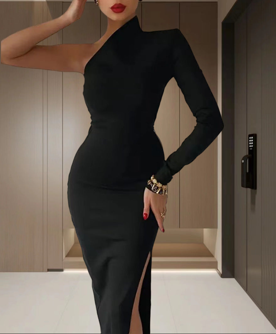 Kvinnors Elegant Asymmetrisk Kvällsklänning med Hög Slits och Lång Ärm-Eva Jonsson
