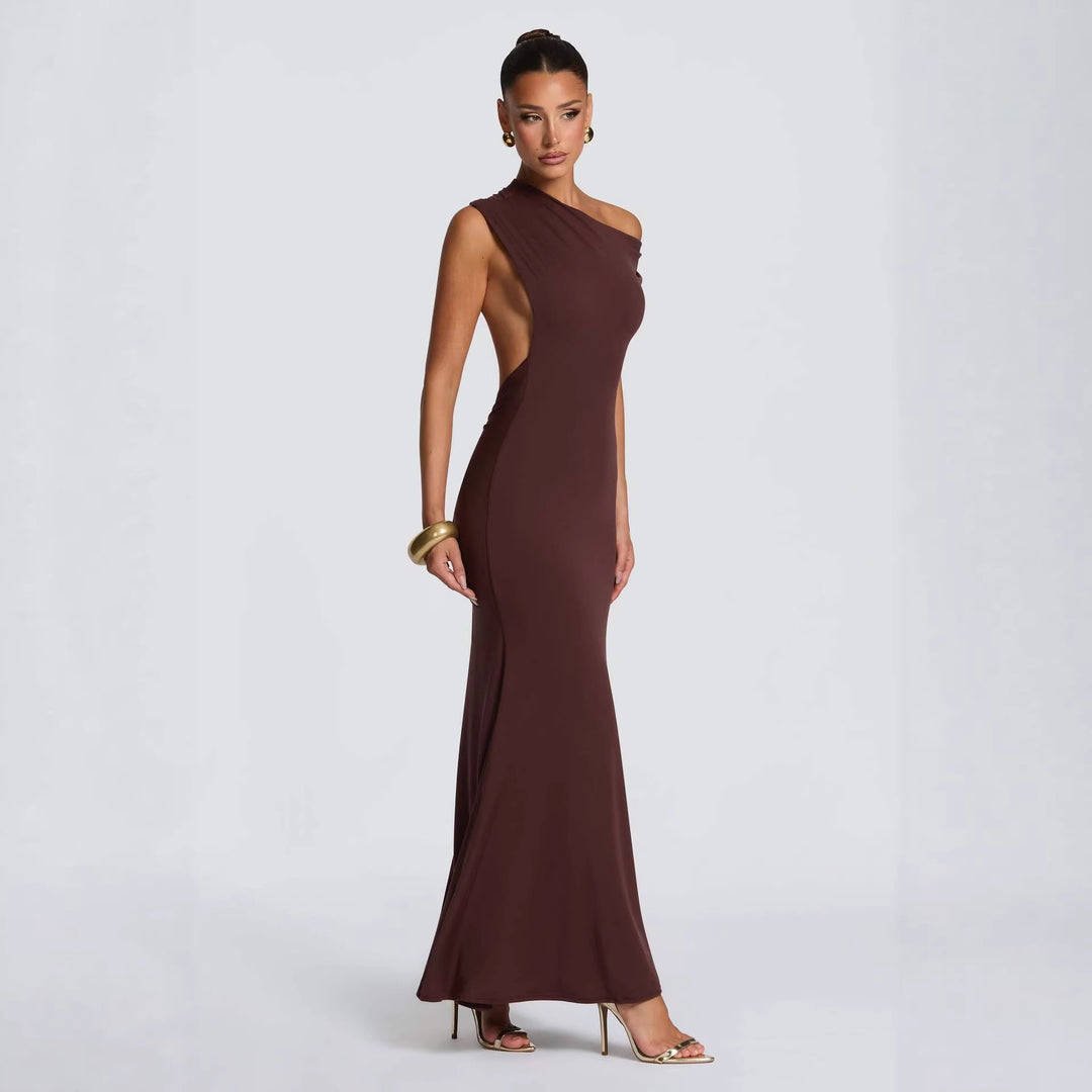 Kvinnors Elegant Asymmetrisk Maxi Klänning med Off-Shoulder Design-Eva Jonsson