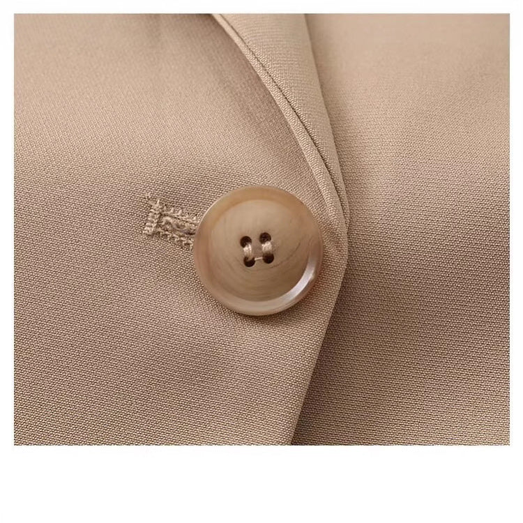 Kvinnors Elegant Blazer Jacka med Modern Snitt och Praktiska Fickor Mirla-Eva Jonsson