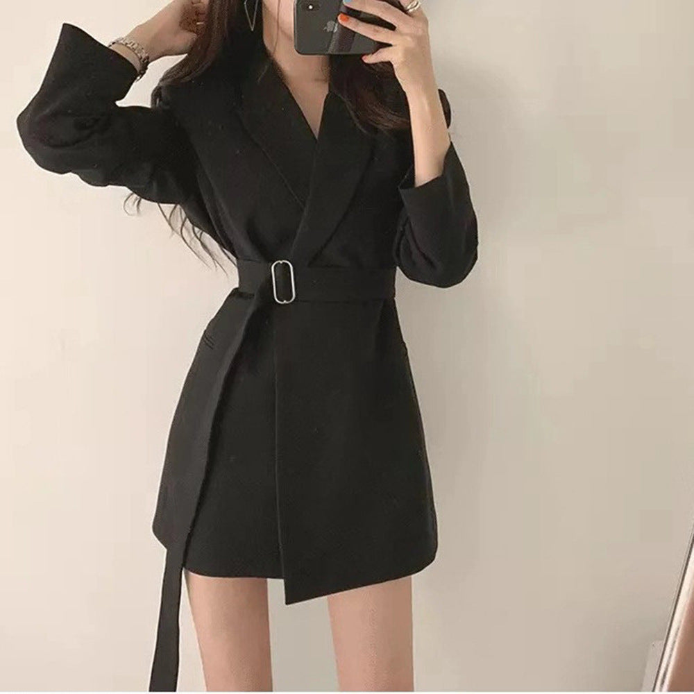 Kvinnors Elegant Blazer med Midjebälte Mirla-Eva Jonsson