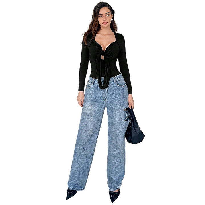 Kvinnors Elegant Bodysuit med Knutdetalj och Djup V-hals Mirla-Eva Jonsson
