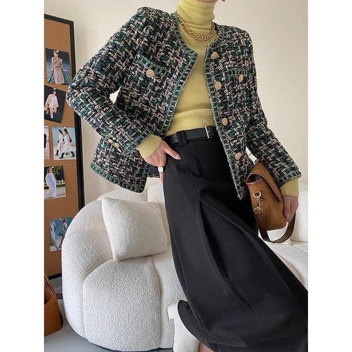 Kvinnors Elegant Boucle Jacka med Dekorativa Knappar Mirla-Eva Jonsson