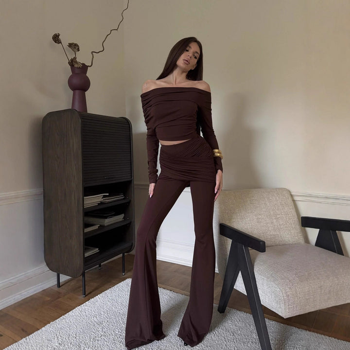 Kvinnors Elegant Jumpsuit med Bred Ben och Off-Shoulder Design Mirla-Eva Jonsson