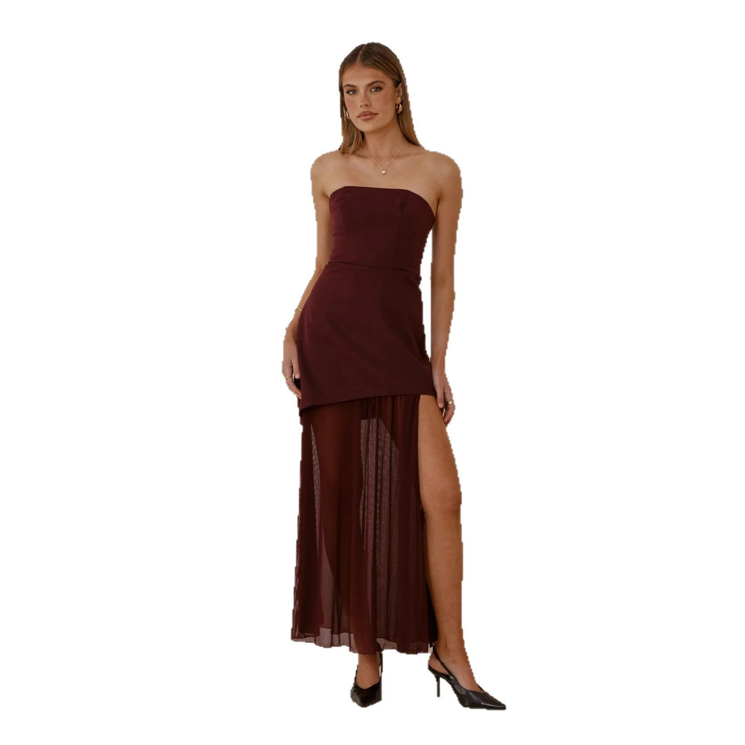 Kvinnors Elegant Kvällsklänning med Asymmetrisk Klippning och Sensuell Slits Mirla-Eva Jonsson