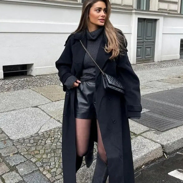 Kvinnors Elegant Lång Trench Coat med Strukturerad Ståkrage Mirla-Eva Jonsson