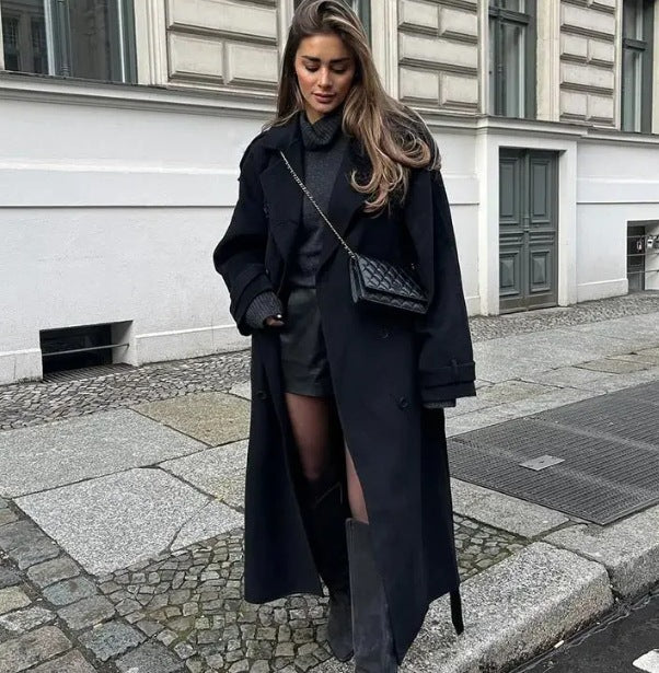 Kvinnors Elegant Lång Trench Coat med Strukturerad Ståkrage Mirla-Eva Jonsson